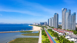 海滨城市美丽天际线景观