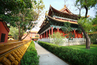 泰国传统寺庙建筑景观