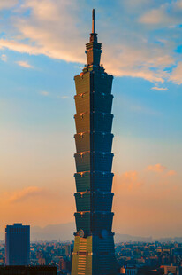台北101大楼绚丽天际线