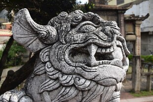 石狮子雕塑