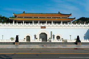 中式古建筑大门景观