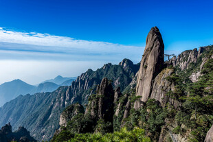 黄山奇峰美景