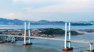 跨海大桥壮丽景观