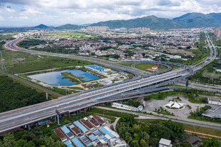 城市交通枢纽与周边景观