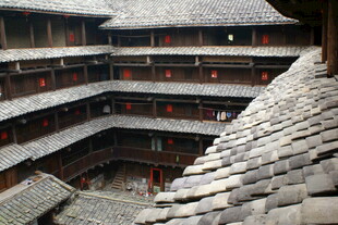 福建土楼内部壮观景象