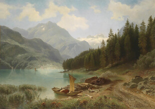 湖畔山林中的静谧风景