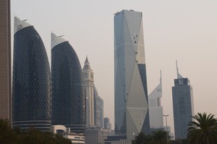 迪拜现代摩天大楼景观