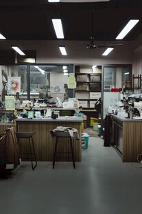 实验室内部场景