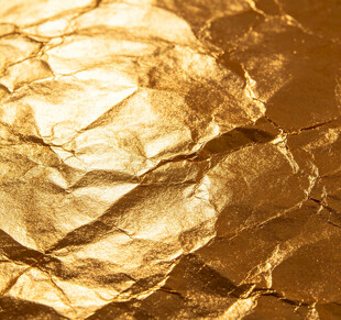 金色褶皱金属箔纹理