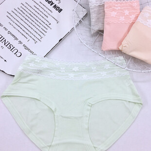 浅绿色女士内裤及周边产品