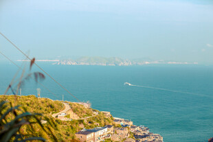 海边山崖美景