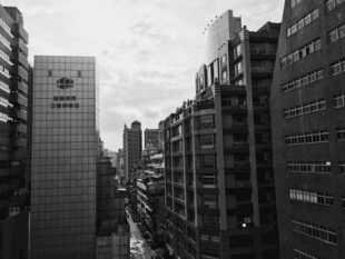 城市高楼景象