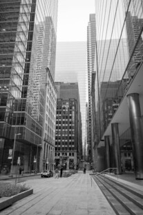 黑白都市街道建筑景观