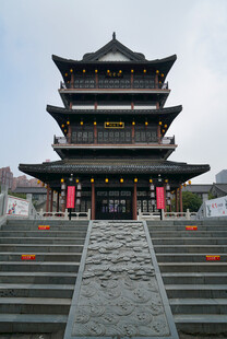 中式古建筑塔楼宏伟景观