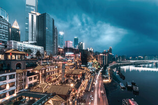 都市河畔夜景风光