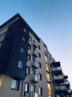 现代风格多层公寓建筑