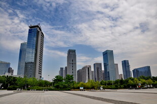 现代都市天际线景观