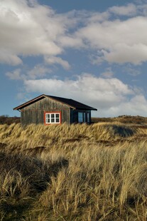 草原上的小屋
