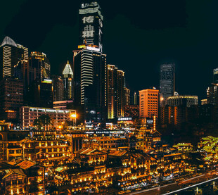 繁华都市夜景璀璨灯火