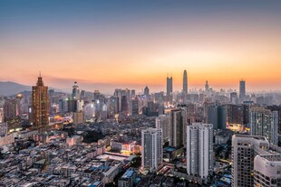 城市日出全景