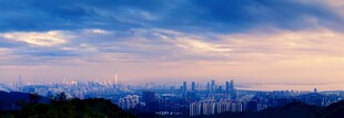 城市黄昏天际线美景