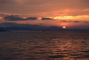 海上日落美景