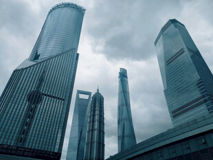 都市摩天大楼建筑群