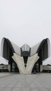 现代独特建筑外观