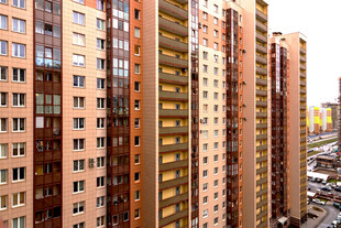 高层住宅楼外观景象