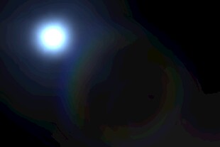 夜空中的光晕奇观