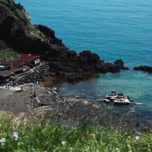 海边渔村景致