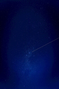 深蓝色神秘星空景象