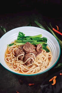 卤牛肉面
