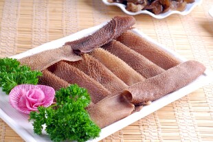 美味鲜牛肚摆盘精致