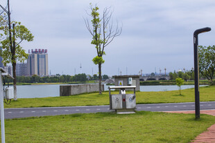 城市公园中的休闲景致