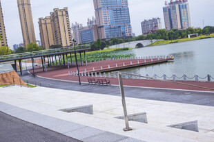 城市滨水景观步道