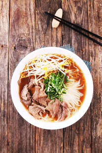 美味牛肉米线