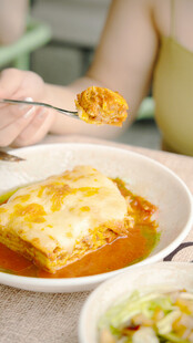 美味芝士焗饭诱人瞬间