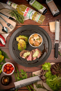 韩式烤肉美食丰盛场景