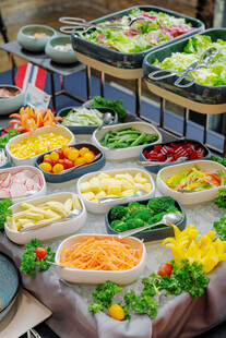 丰盛自助餐食材展示