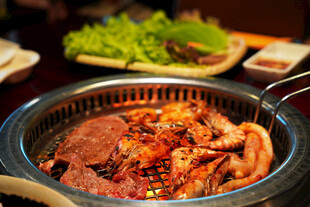 韩式烤肉美食诱人场景