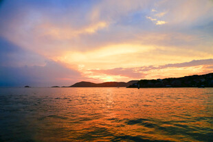海上绚丽日落美景