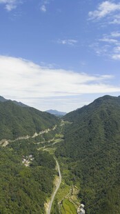 山间公路美景
