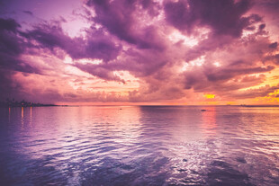 梦幻海上日落美景