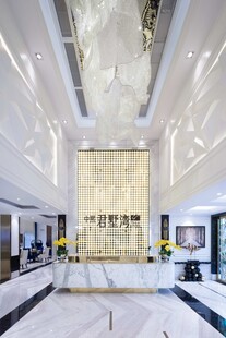 豪华现代风格酒店大堂