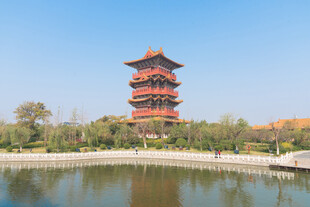 湖畔古亭尽显中式建筑之美