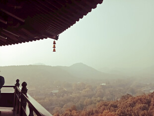 古亭赏秋景