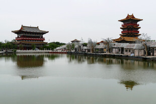 湖畔古韵楼阁静谧景致