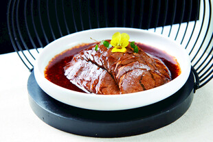 酱汁牛肉