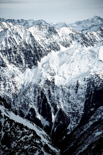 壮丽雪山景观